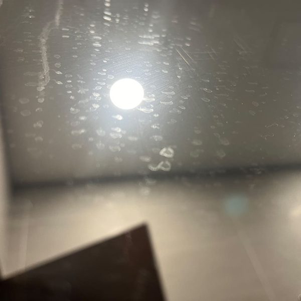 鏡面水垢示意圖